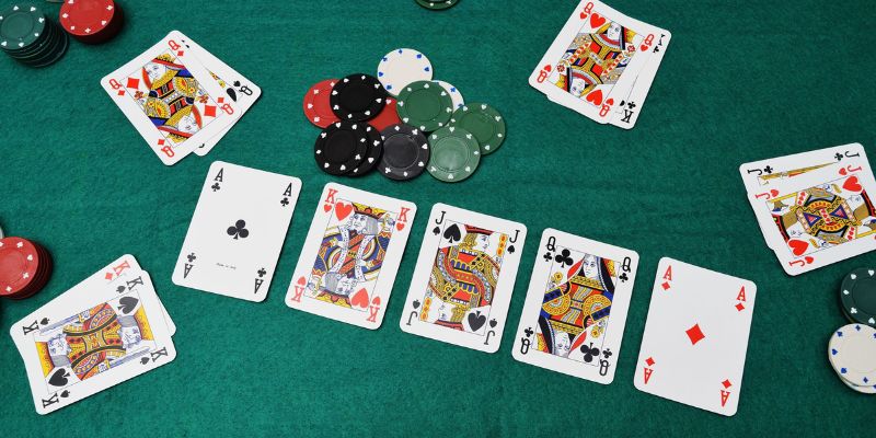 Áp dụng chiến thuật hợp lý là cách chơi Poker từ cao thủ